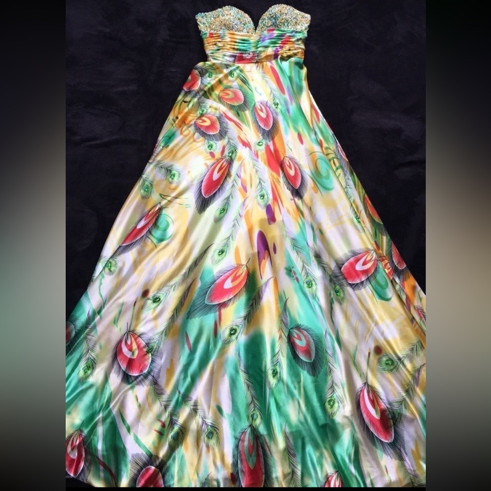 Peacock Formal Women Dress Gown With Rhinestones Vibrant Color Size 6 Strapless